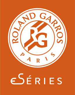 Logos Roland Garros et eSeries sur un fond orange vif, rappelant la terre battue.