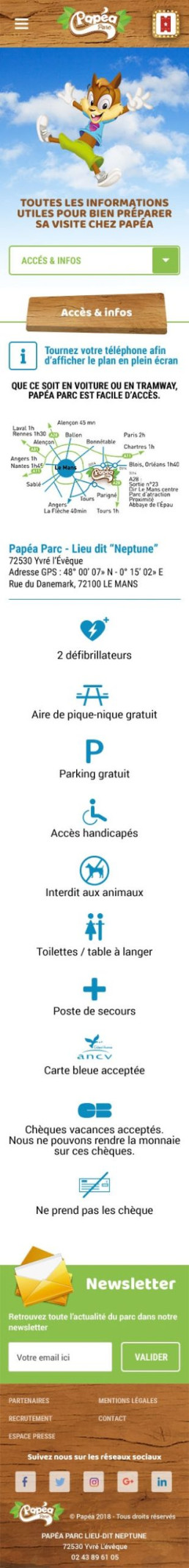 Capture mobile de la page 'Accès & Infos' avec carte et icônes des services du parc.